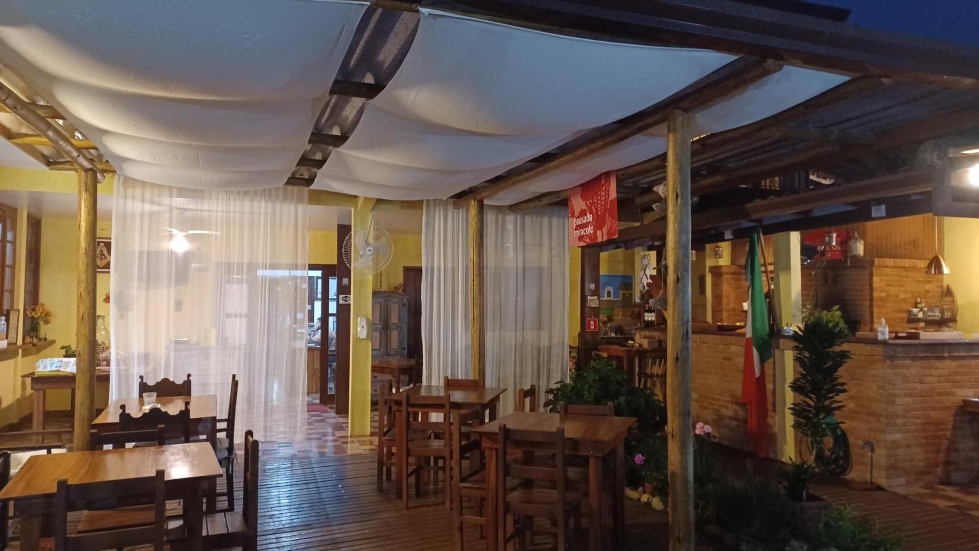 Pousada Miracolo Парати Екстериор снимка